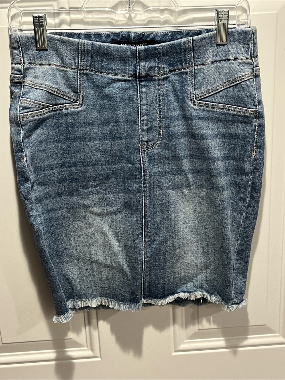 Liverpool Los Angeles Denim Frayed Raw Hem Pencil Skirt - Blue Jean 26/2